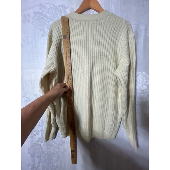 Vintage Cardigan Sweater Medium Cream Cable Knit Ribbed V Neck Patch Pockets - Picture 9 of 11